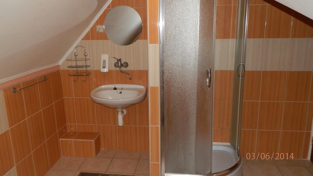 Penzion Marina Pri Slovenskej Restauracii Brezno Oda fotoğraf