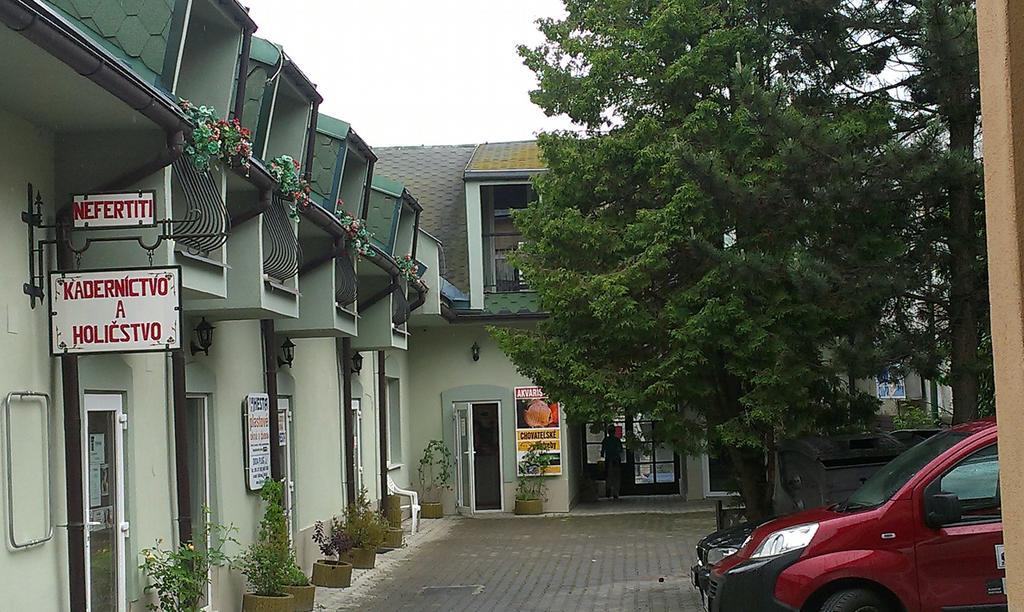Penzion Marina Pri Slovenskej Restauracii Brezno Oda fotoğraf