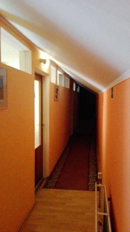 Penzion Marina Pri Slovenskej Restauracii Brezno Dış mekan fotoğraf