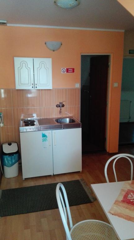 Penzion Marina Pri Slovenskej Restauracii Brezno Dış mekan fotoğraf